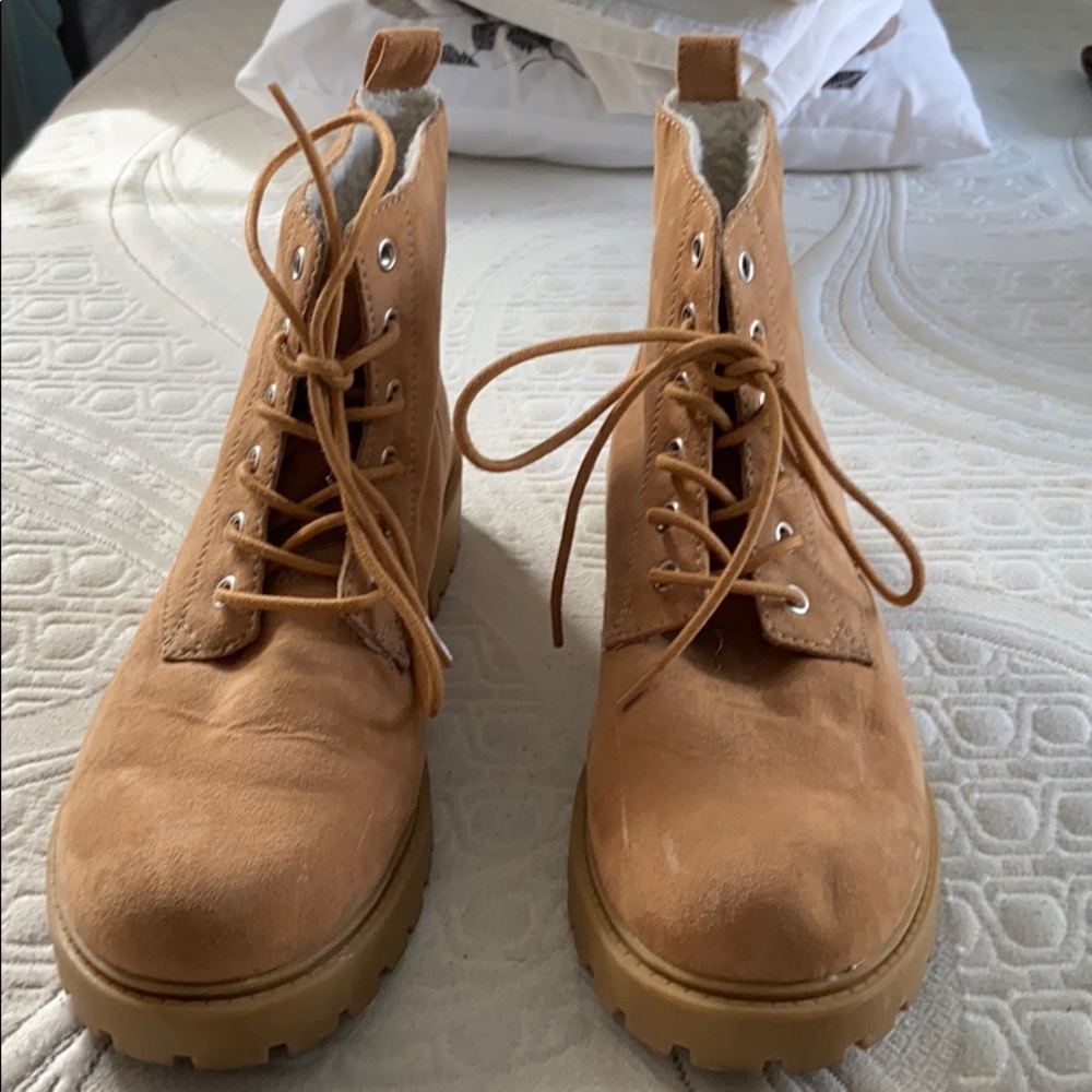 Winter boots